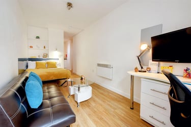 1 bed studio, Oxford Street, City Centre, Leicester, LE15XA - Image 4